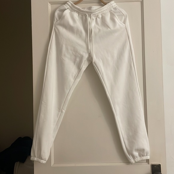 Matching Sweatpants Set - Picture 2 of 4